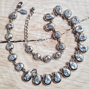 White House/Black Market Necklace